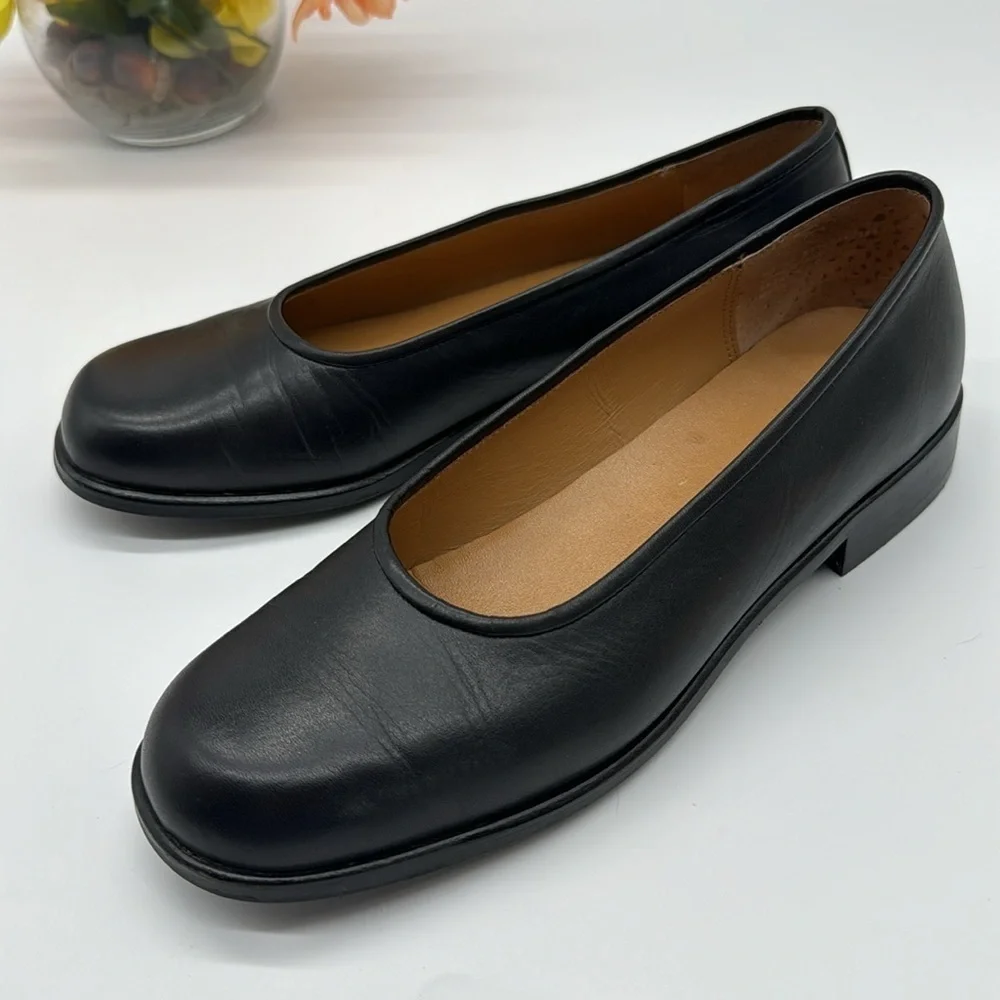 Lands' End Black Leather Rounded Toe Flats
